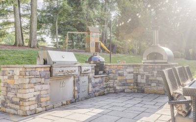 How to Design the Perfect Outdoor Kitchen for Year-Round Entertaining